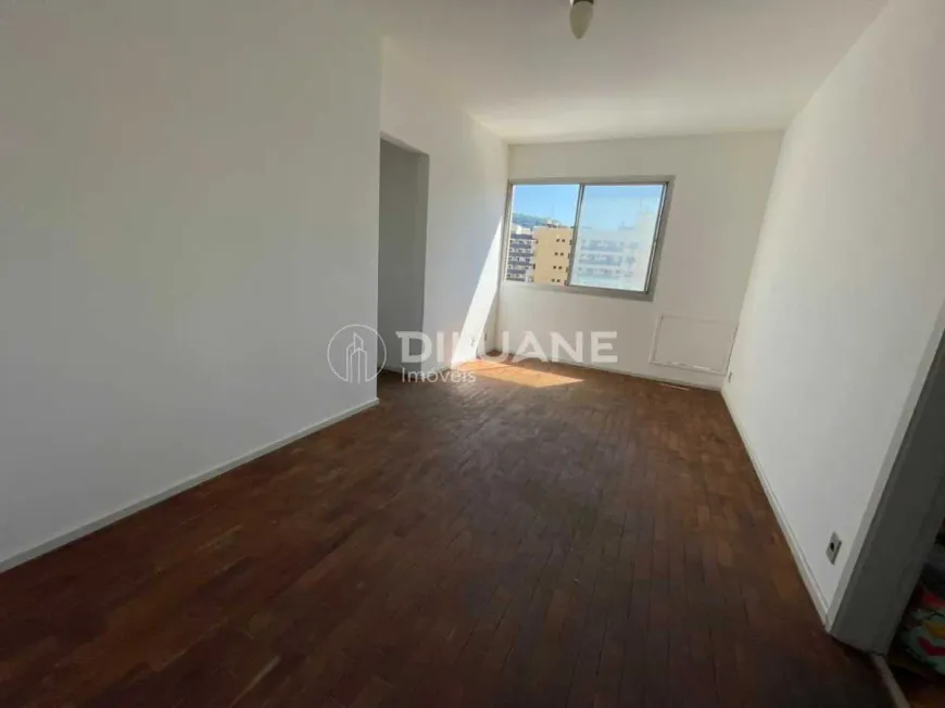 Foto 1 de Apartamento com 1 Quarto à venda, 49m² em Botafogo, Rio de Janeiro