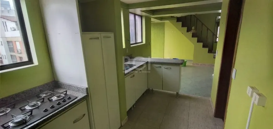 Foto 1 de Cobertura com 3 Quartos à venda, 138m² em Jardim Lindóia, Porto Alegre