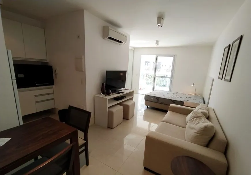 Foto 1 de Flat com 1 Quarto para alugar, 38m² em Vila Nova Conceição, São Paulo