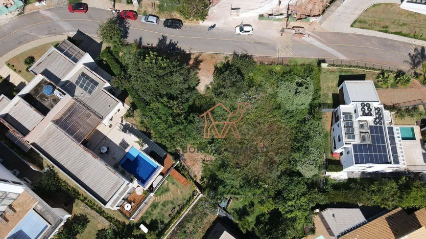 Foto 1 de Lote/Terreno à venda, 1010m² em Jardim Serrano, Nova Lima