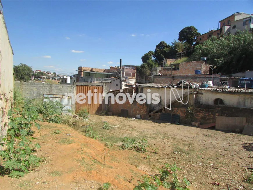 Foto 1 de Lote/Terreno à venda, 621m² em Jardim Montanhês, Belo Horizonte