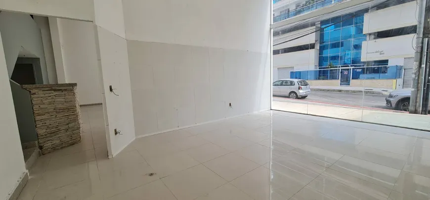 Foto 1 de Sala Comercial para alugar, 210m² em Itapuã, Vila Velha