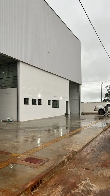 Foto 1 de Galpão/Depósito/Armazém para alugar, 887m² em All Park Polo Empresarial, Aparecida de Goiânia