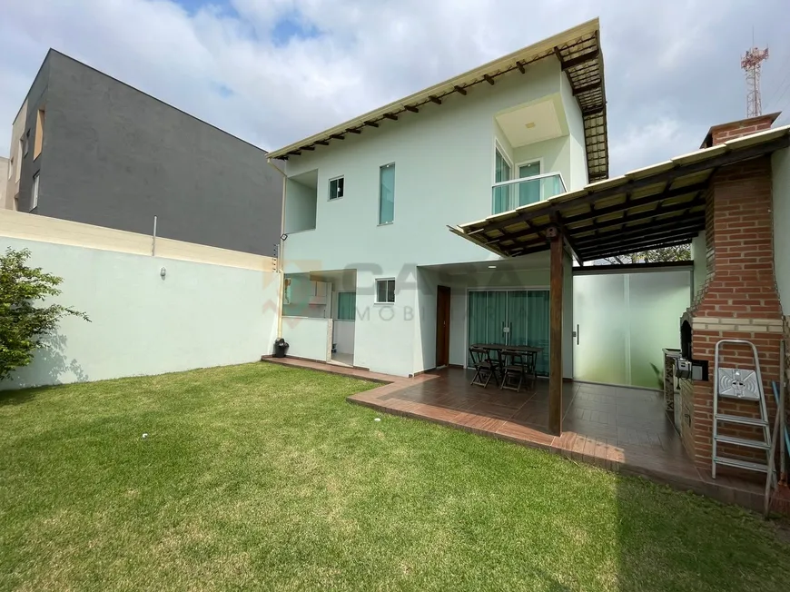 Foto 1 de Casa com 3 Quartos à venda, 170m² em Colina de Laranjeiras, Serra