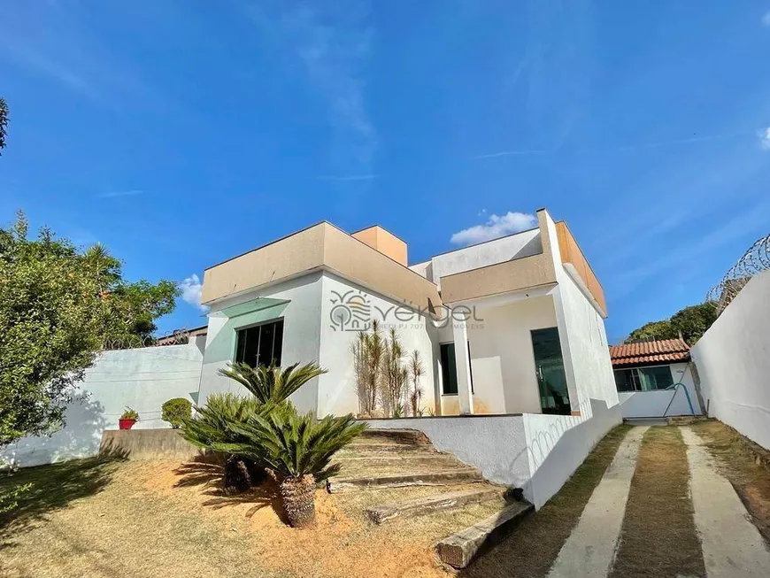 Foto 1 de Casa com 4 Quartos à venda, 220m² em Novo Santos Dumont, Lagoa Santa