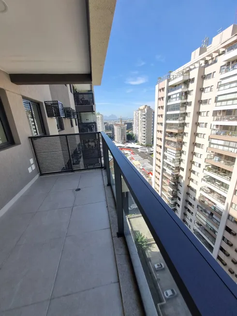 Foto 1 de Apartamento com 2 Quartos à venda, 66m² em Recreio Dos Bandeirantes, Rio de Janeiro