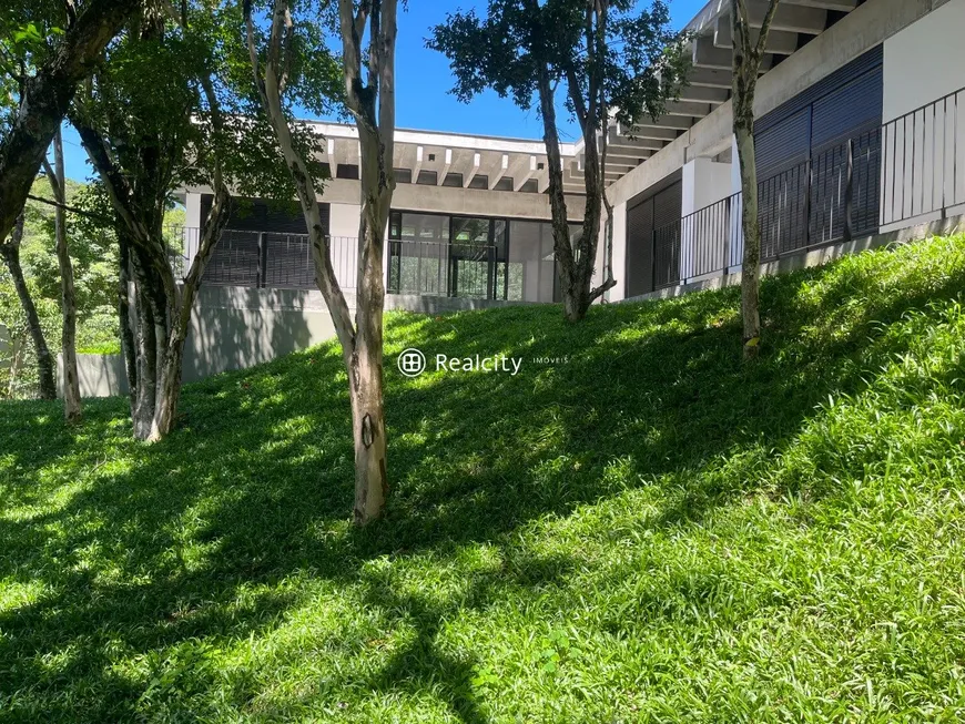 Foto 1 de Casa de Condomínio com 4 Quartos à venda, 245m² em Vale dos Vinhedos, Bento Gonçalves