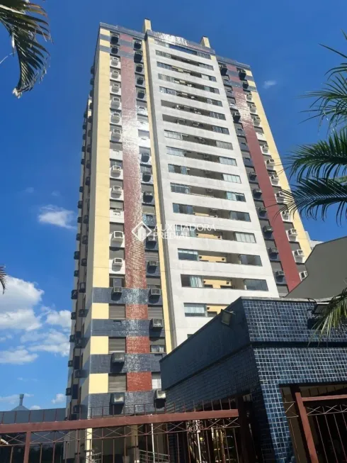 Foto 1 de Apartamento com 3 Quartos à venda, 91m² em Santana, Porto Alegre