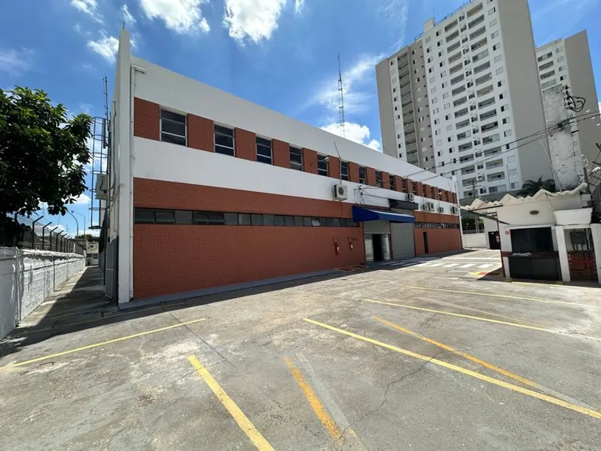 Foto 1 de Galpão/Depósito/Armazém para alugar, 1740m² em Lapa, São Paulo