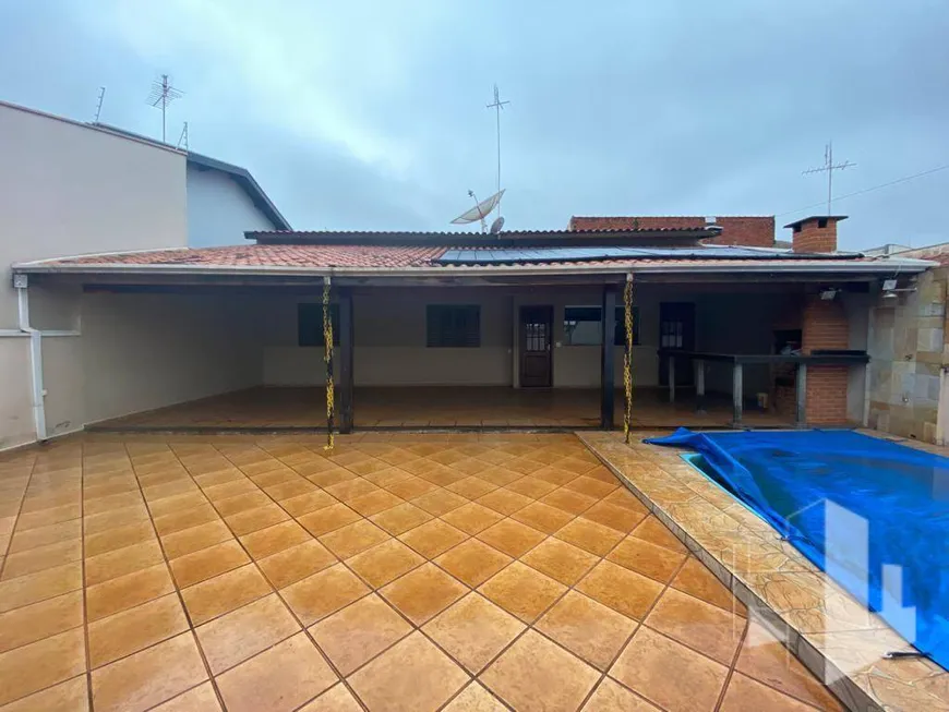 Foto 1 de Casa com 3 Quartos à venda, 200m² em Jardim Maria Cibele, Jaú