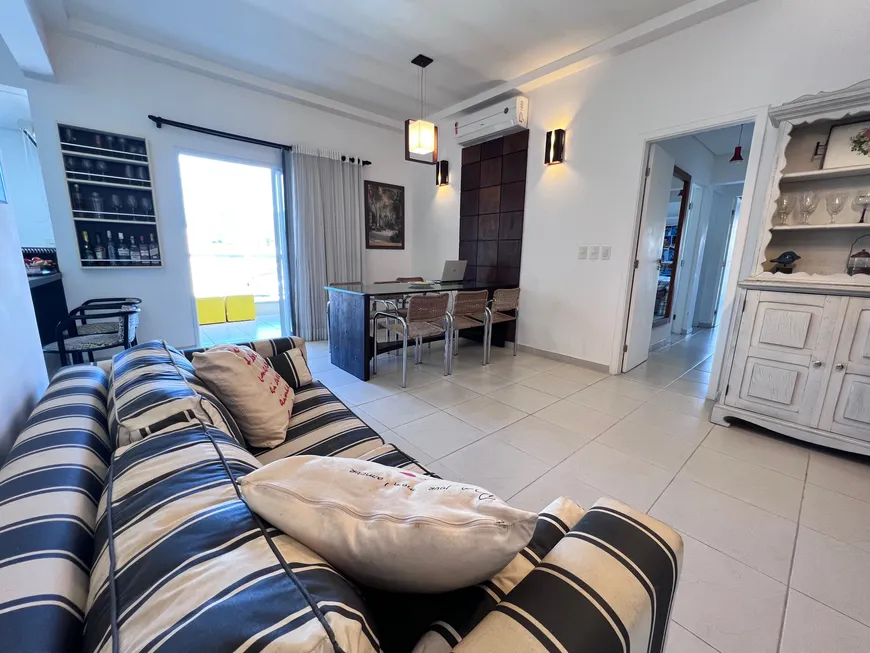 Foto 1 de Apartamento com 3 Quartos à venda, 105m² em Praia de Itaguá, Ubatuba