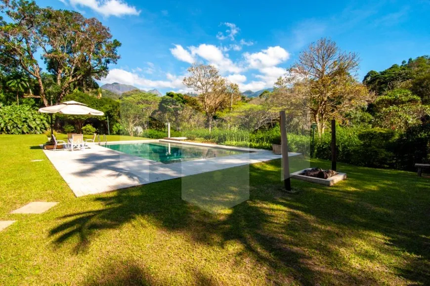 Foto 1 de Casa de Condomínio com 4 Quartos à venda, 4746m² em Itaipava, Petrópolis