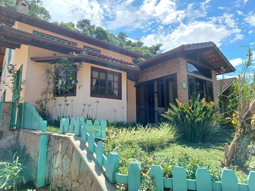 Foto 1 de Casa de Condomínio com 3 Quartos à venda, 240m² em Chacara Paraiso, Nova Friburgo