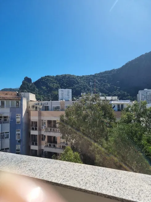 Foto 1 de Apartamento com 3 Quartos para alugar, 156m² em Copacabana, Rio de Janeiro