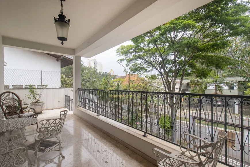 Foto 1 de Casa com 4 Quartos à venda, 400m² em Jardim Marajoara, São Paulo
