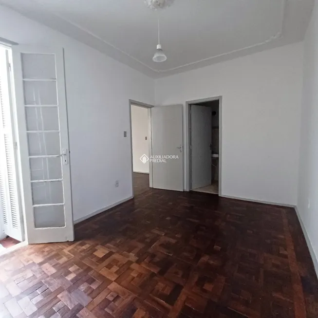 Foto 1 de Apartamento com 1 Quarto à venda, 40m² em Auxiliadora, Porto Alegre