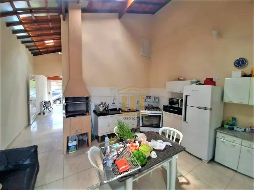Foto 1 de Casa com 2 Quartos à venda, 120m² em Parque Industrial, São José dos Campos