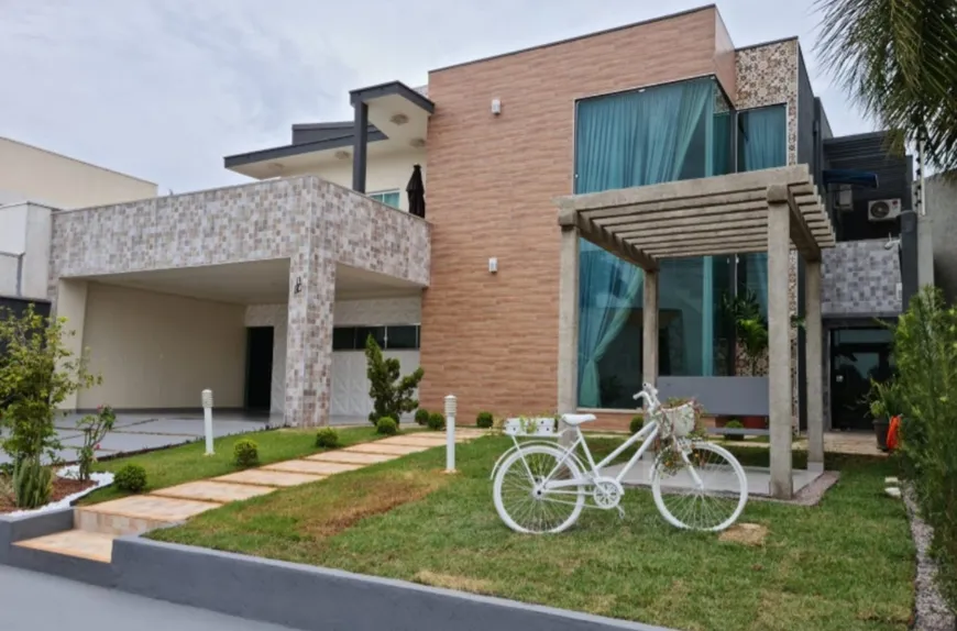 Foto 1 de Casa de Condomínio com 4 Quartos à venda, 300m² em Nova Esperança, Porto Velho