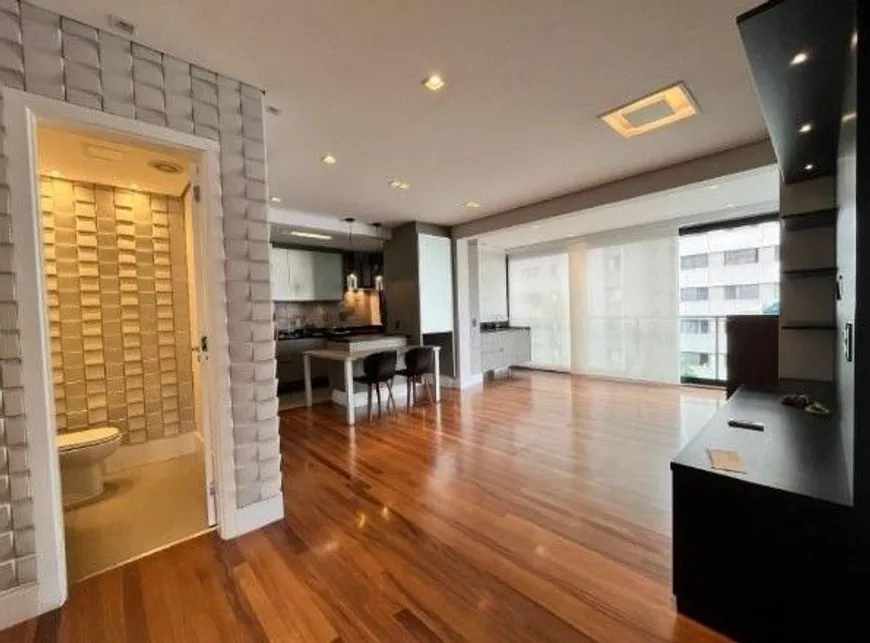 Foto 1 de Apartamento com 2 Quartos à venda, 90m² em Sumaré, São Paulo