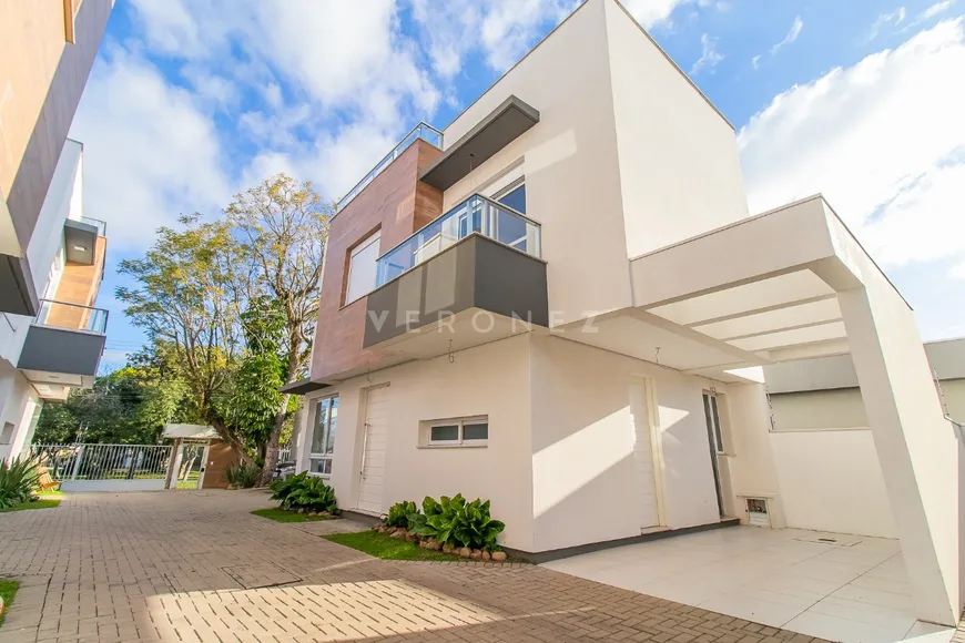 Foto 1 de Casa de Condomínio com 3 Quartos à venda, 154m² em Vila Assunção, Porto Alegre