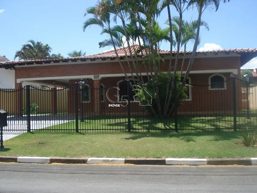 Foto 1 de Casa de Condomínio com 3 Quartos para venda ou aluguel, 402m² em Bairro Marambaia, Vinhedo