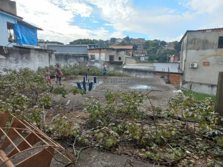 Foto 1 de Lote/Terreno à venda, 1300m² em Costa Barros, Rio de Janeiro