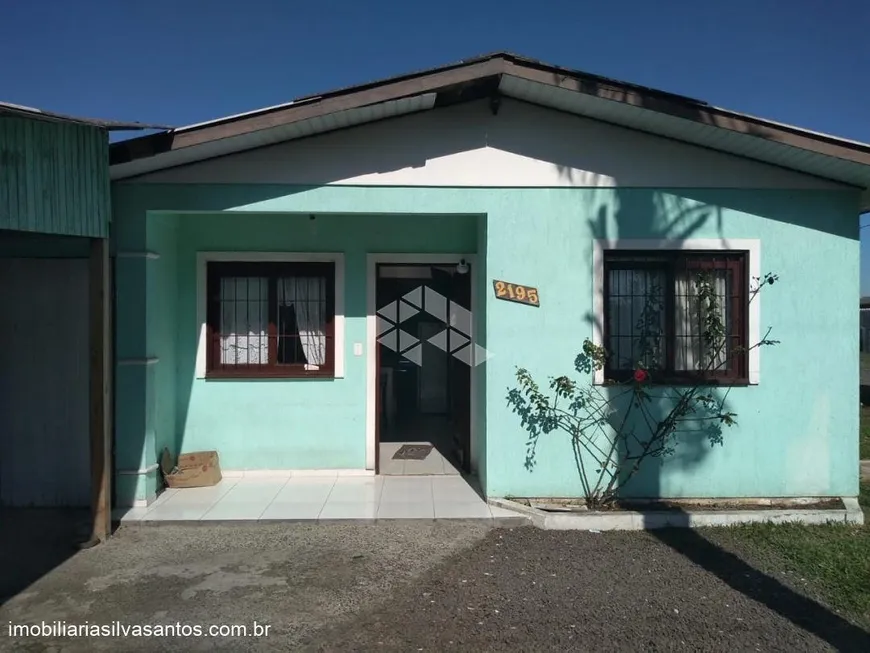 Foto 1 de Casa com 2 Quartos à venda, 70m² em Zona Nova, Capão da Canoa