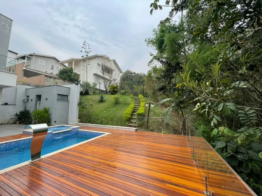 Foto 1 de Sobrado com 3 Quartos à venda, 360m² em Parque Residencial Itapeti, Mogi das Cruzes