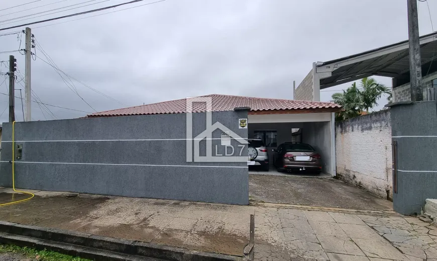 Foto 1 de Casa com 4 Quartos à venda, 180m² em Borda do Campo, São José dos Pinhais