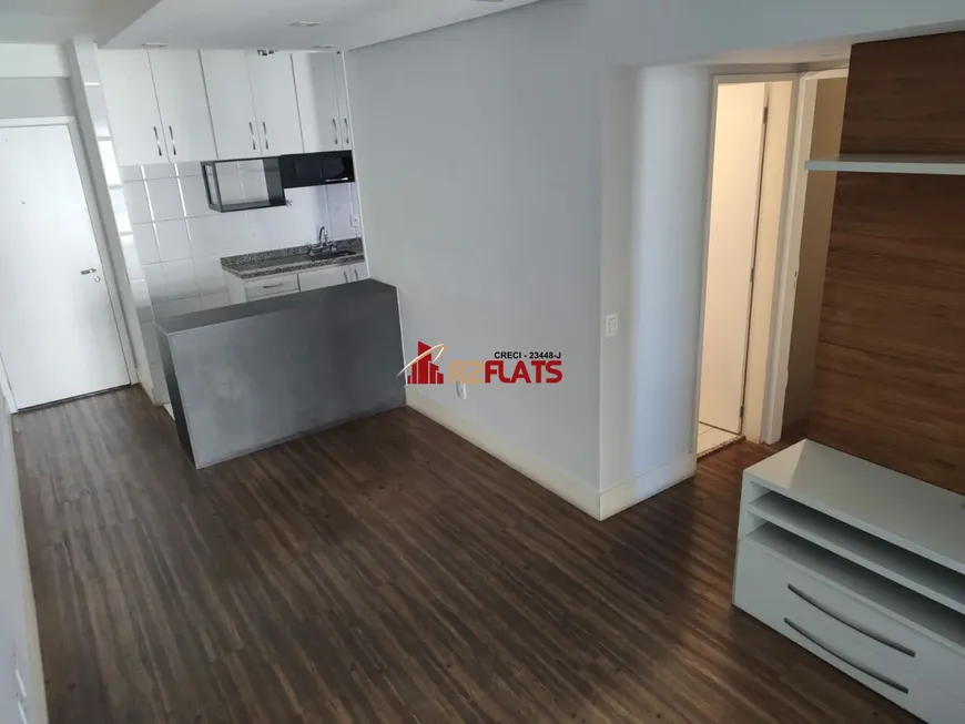 Foto 1 de Apartamento com 2 Quartos para alugar, 70m² em Vila Olímpia, São Paulo