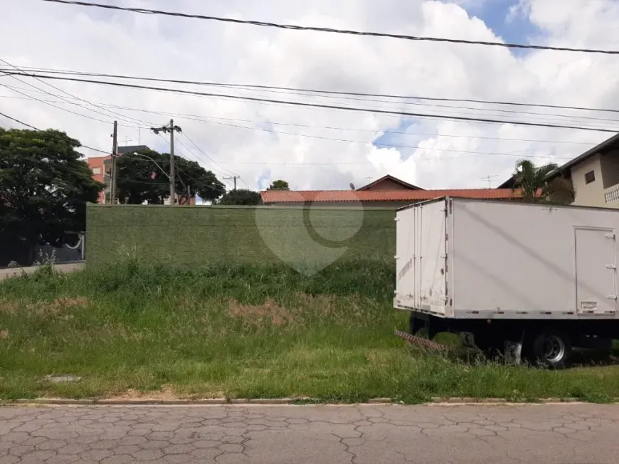 Foto 1 de Lote/Terreno à venda, 300m² em Vila Planalto, Vinhedo