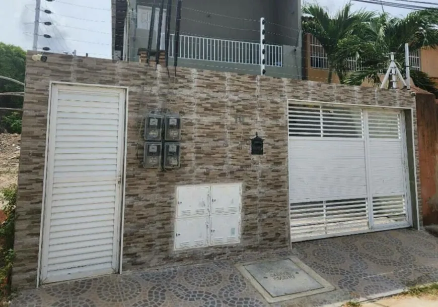 Foto 1 de Casa de Condomínio com 3 Quartos à venda, 178m² em Cajazeiras, Fortaleza