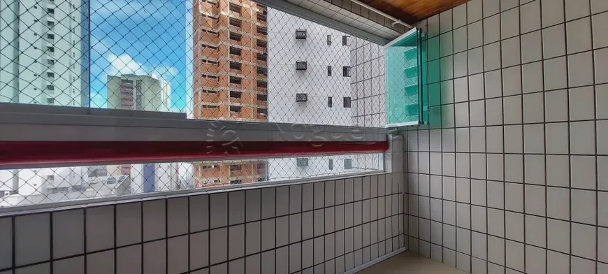 Foto 1 de Apartamento com 3 Quartos à venda, 85m² em Boa Viagem, Recife