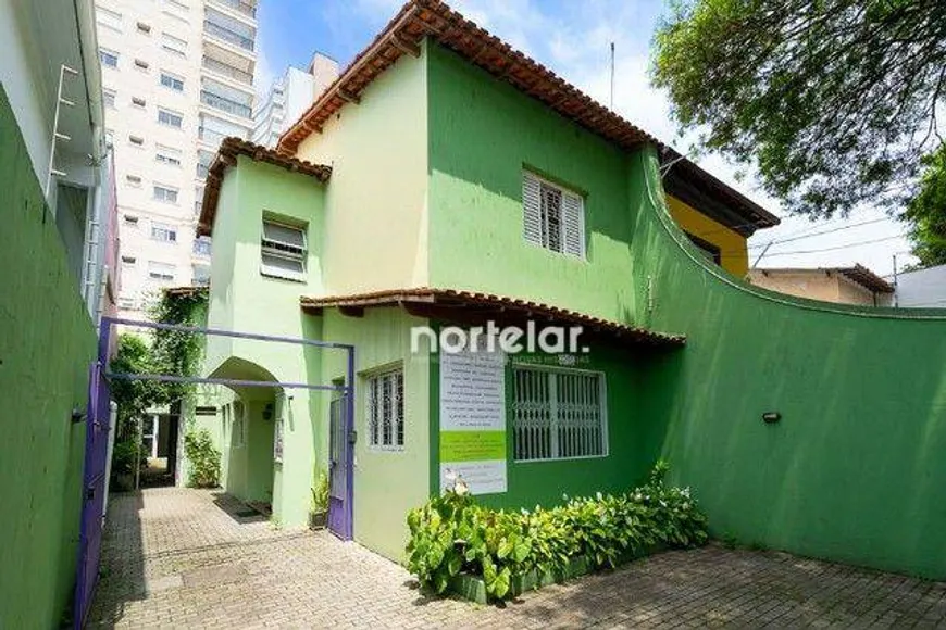 Foto 1 de Sobrado com 4 Quartos à venda, 263m² em Água Branca, São Paulo