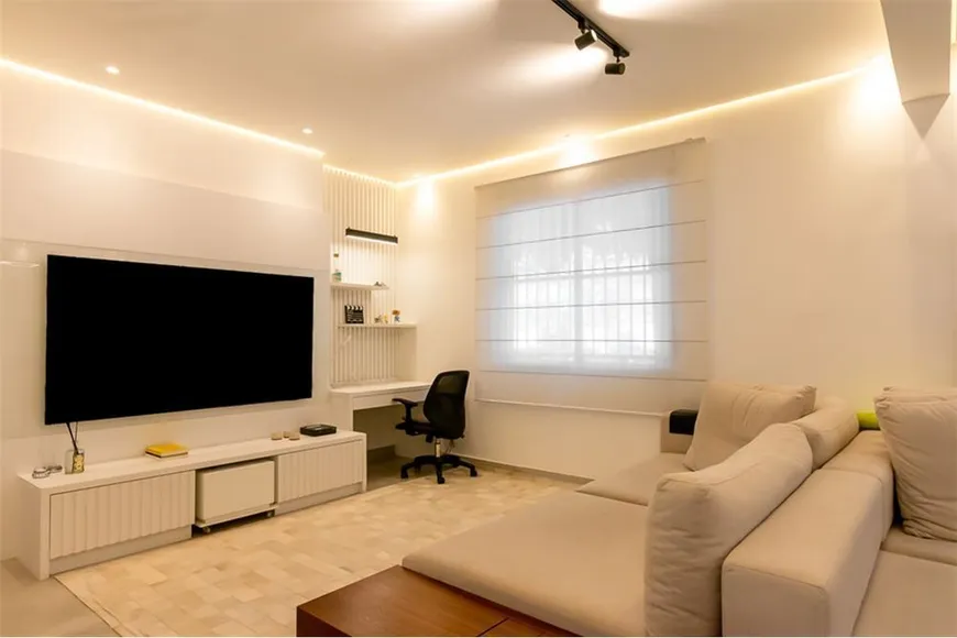 Foto 1 de Apartamento com 2 Quartos à venda, 91m² em Santa Cecília, São Paulo
