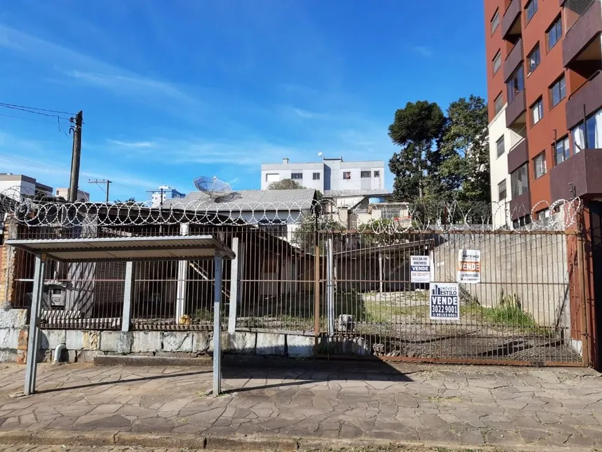 Foto 1 de Lote/Terreno à venda, 240m² em São Pelegrino, Caxias do Sul