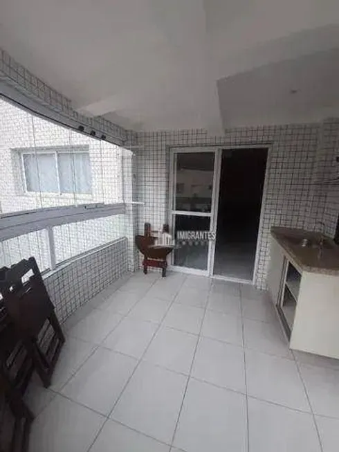 Foto 1 de Apartamento com 2 Quartos à venda, 71m² em Vila Tupi, Praia Grande