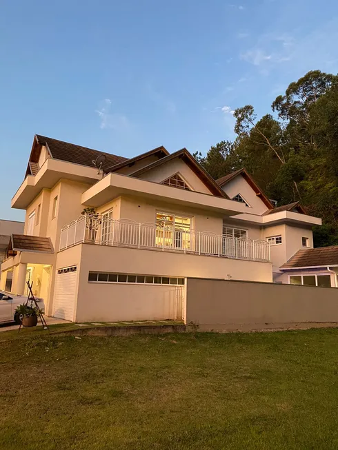 Foto 1 de Casa de Condomínio com 4 Quartos à venda, 305m² em Fazendinha, Itajaí