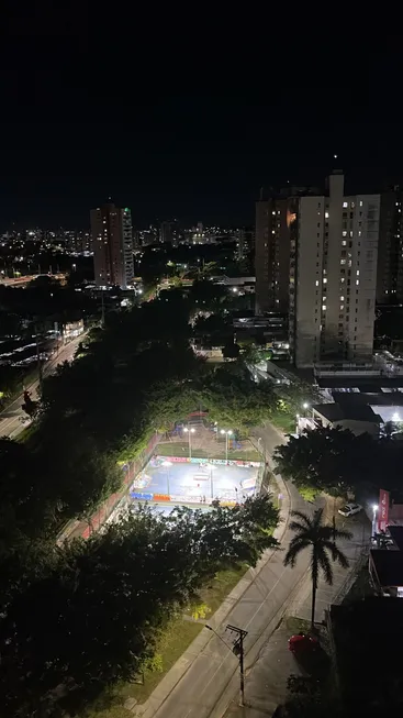 Foto 1 de Apartamento com 3 Quartos à venda, 215m² em Adrianópolis, Manaus