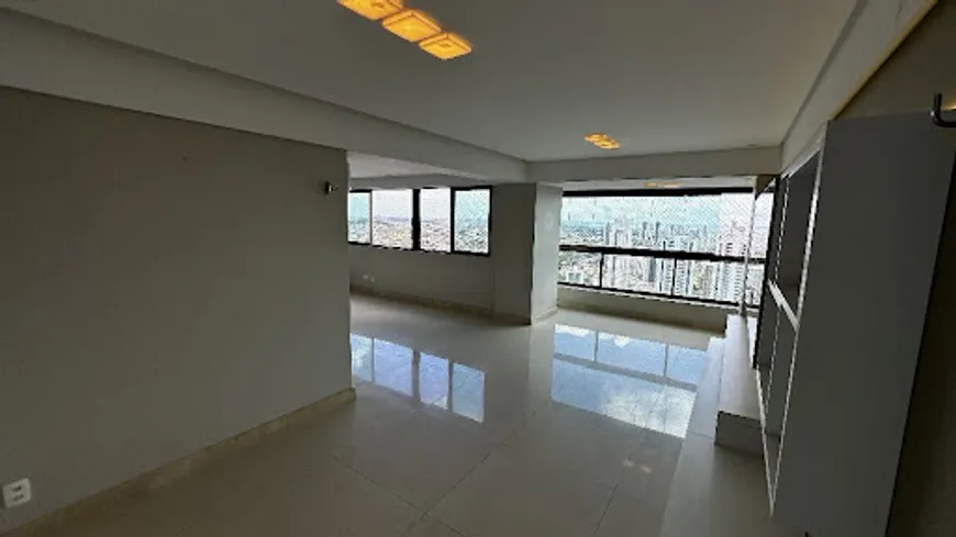 Foto 1 de Apartamento com 3 Quartos à venda, 130m² em Casa Amarela, Recife