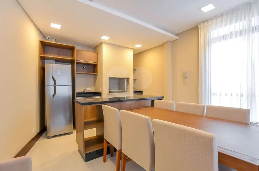 Foto 1 de Apartamento com 1 Quarto à venda, 31m² em Água Verde, Curitiba