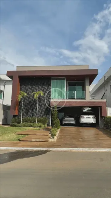 Foto 1 de Casa de Condomínio com 4 Quartos à venda, 338m² em Jardins Madri, Goiânia