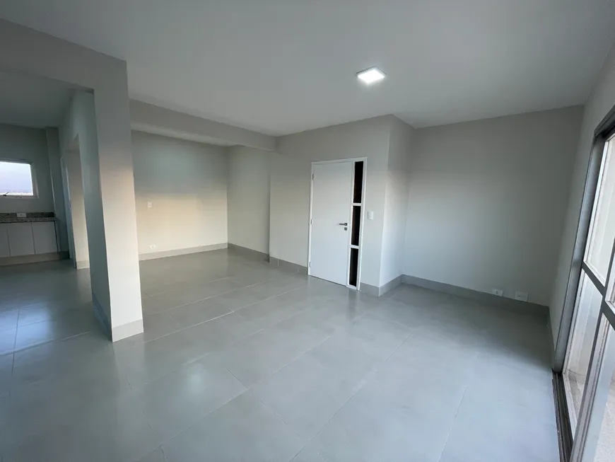 Foto 1 de Apartamento com 3 Quartos à venda, 119m² em Jardim Rio 400, Presidente Prudente