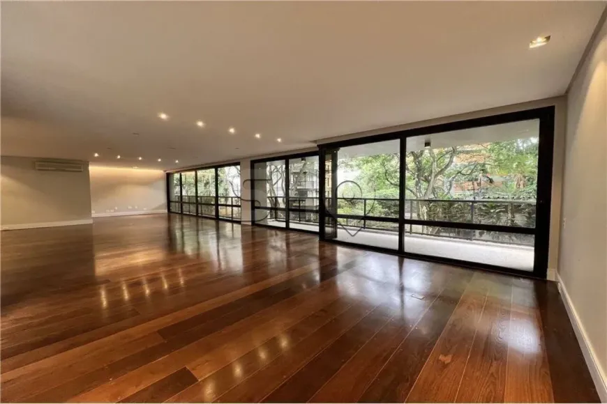 Foto 1 de Apartamento com 4 Quartos à venda, 319m² em Vila Nova Conceição, São Paulo