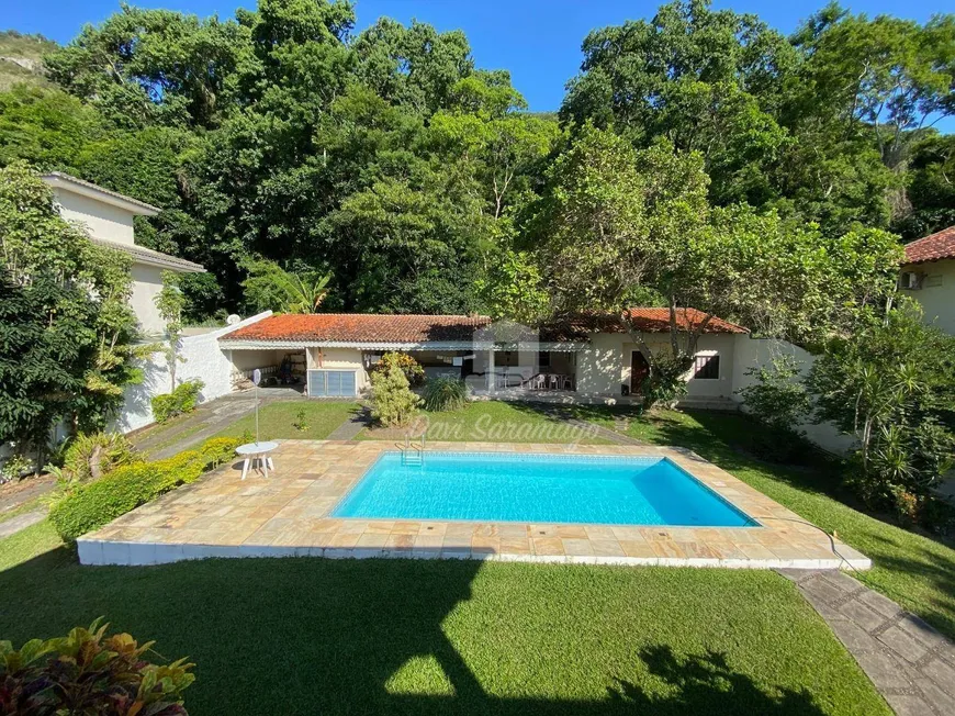 Foto 1 de Casa com 4 Quartos à venda, 1200m² em Itaipu, Niterói