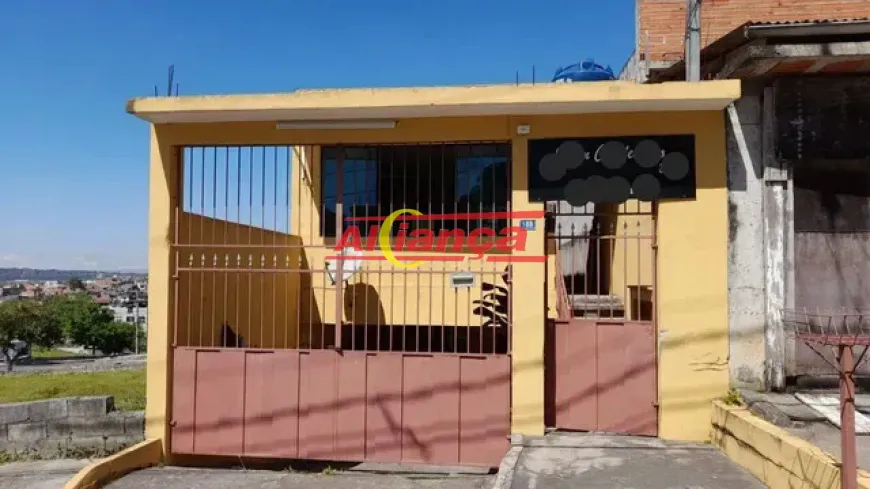 Foto 1 de Casa com 3 Quartos à venda, 126m² em Parque Flamengo, Guarulhos