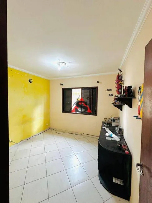 Foto 1 de Sobrado com 4 Quartos à venda, 160m² em Vila Firmiano Pinto, São Paulo