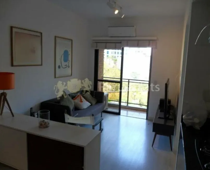 Foto 1 de Flat com 1 Quarto à venda, 42m² em Vila Nova Conceição, São Paulo