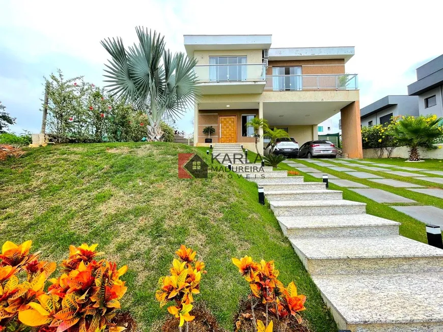 Foto 1 de Casa de Condomínio com 4 Quartos à venda, 260m² em Gran Royalle, Lagoa Santa