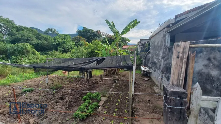 Foto 1 de Lote/Terreno à venda, 500m² em Jardim Casa Branca, Caraguatatuba